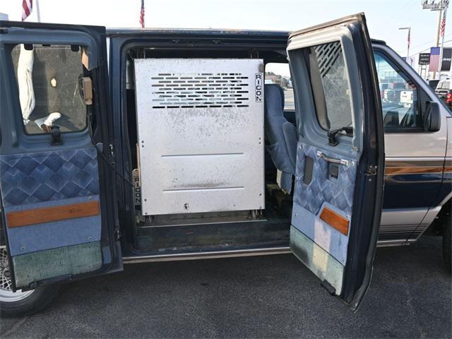 used 1992 Ford E150 car, priced at $3,000