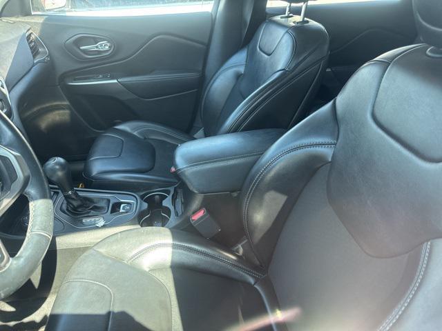 used 2019 Jeep Cherokee car, priced at $10,000