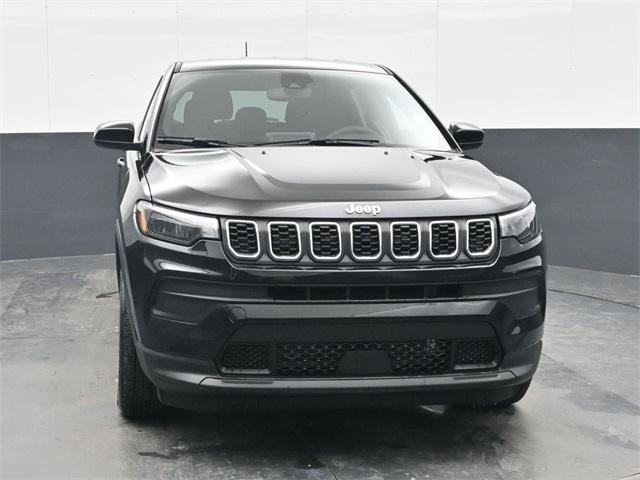 new 2025 Jeep Compass car, priced at $22,085