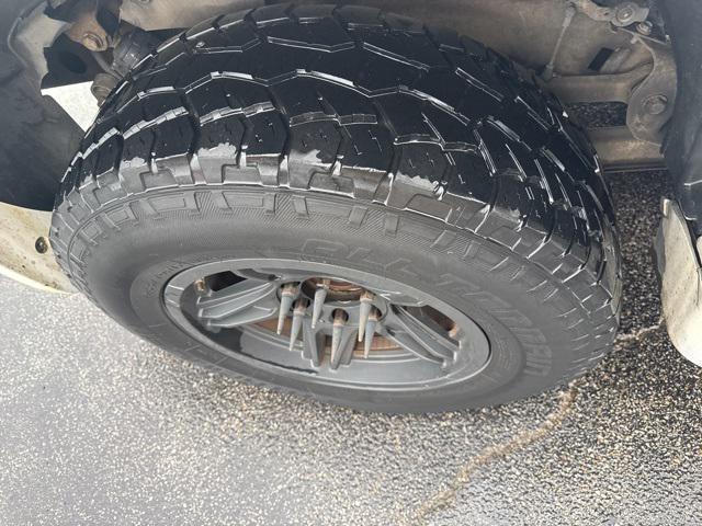 used 2003 GMC Yukon car, priced at $6,372