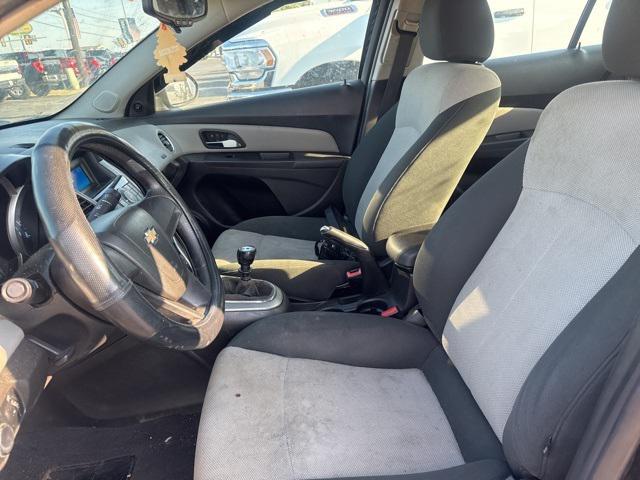 used 2011 Chevrolet Cruze car, priced at $2,988