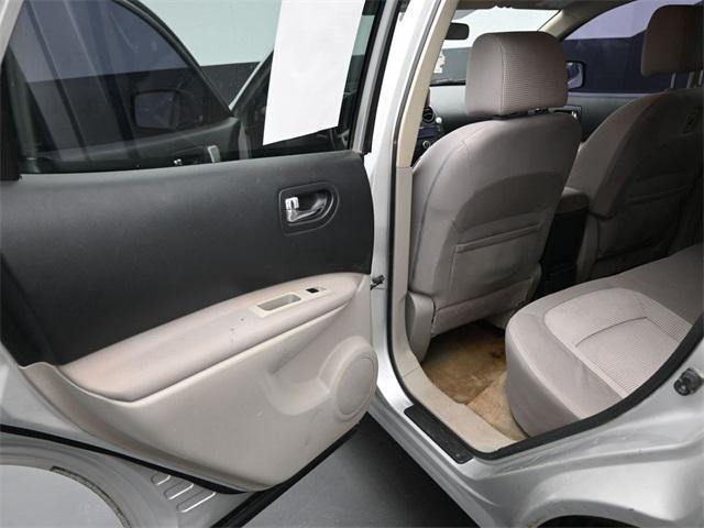 used 2008 Nissan Rogue car, priced at $3,000