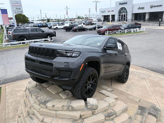 new 2024 Jeep Grand Cherokee L car, priced at $48,575