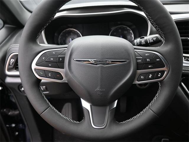 new 2025 Chrysler Pacifica car, priced at $37,470