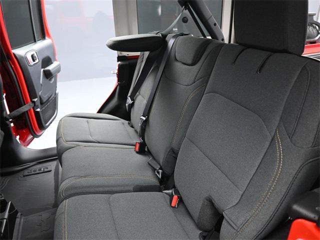 new 2025 Jeep Wrangler car, priced at $43,168