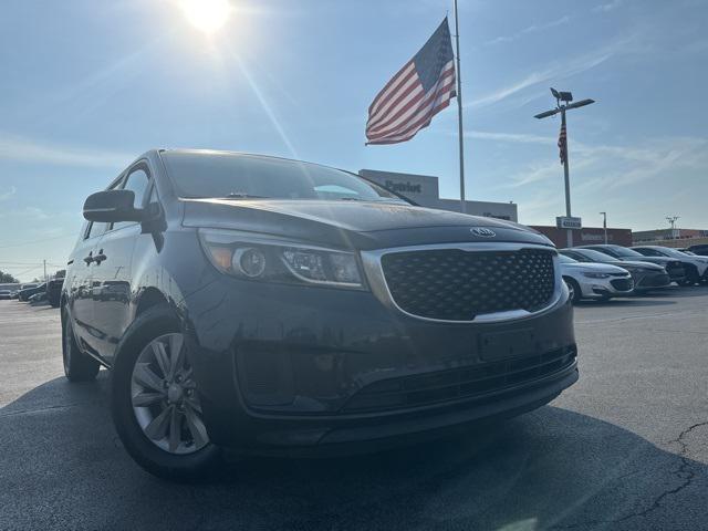used 2016 Kia Sedona car, priced at $4,000