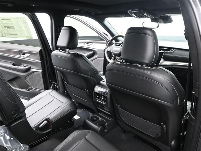 new 2025 Jeep Grand Cherokee L car, priced at $46,158