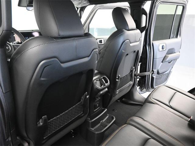 new 2025 Jeep Wrangler car, priced at $50,593