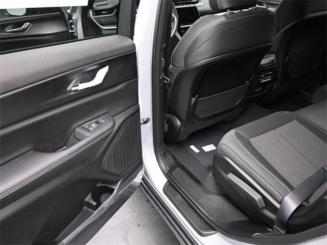 new 2025 Jeep Grand Cherokee L car, priced at $35,798