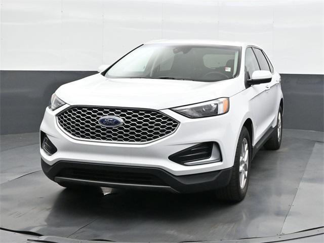 used 2024 Ford Edge car, priced at $23,888