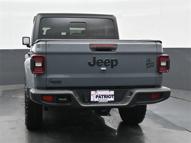 new 2024 Jeep Gladiator car, priced at $51,903