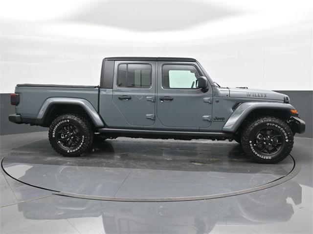 new 2024 Jeep Gladiator car, priced at $51,903