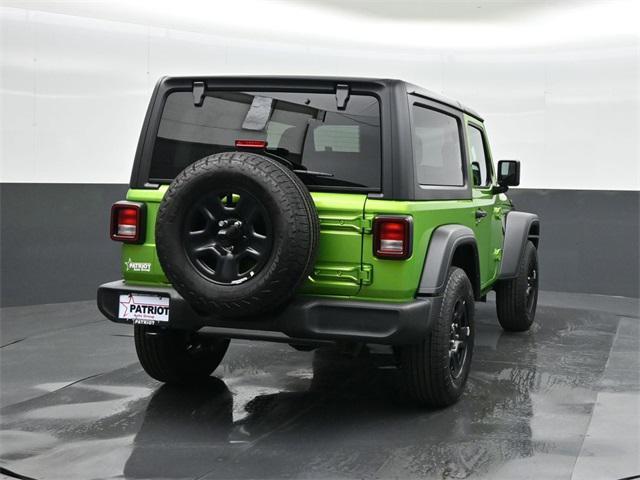 new 2025 Jeep Wrangler car, priced at $34,107