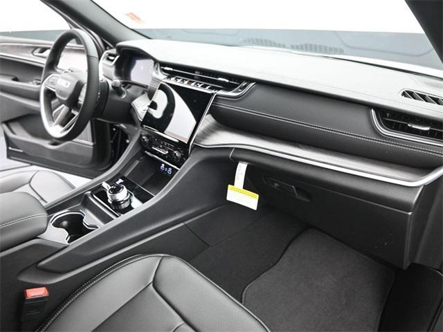 used 2025 Jeep Grand Cherokee car, priced at $42,888
