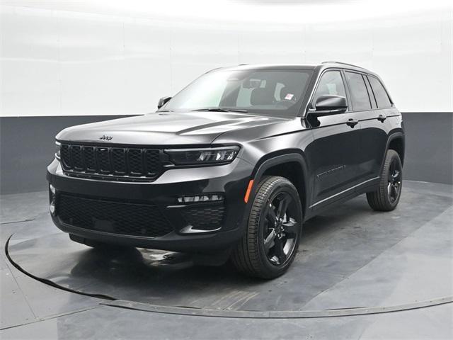 used 2025 Jeep Grand Cherokee car, priced at $42,888