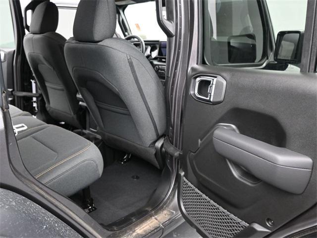 new 2025 Jeep Wrangler car, priced at $48,607
