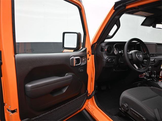 new 2025 Jeep Gladiator car, priced at $42,898