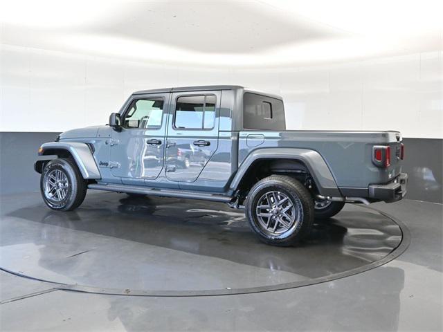 new 2025 Jeep Gladiator car, priced at $40,482