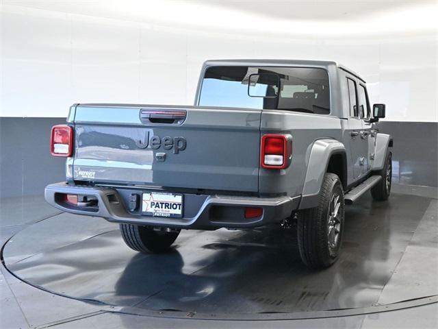 new 2025 Jeep Gladiator car, priced at $40,482
