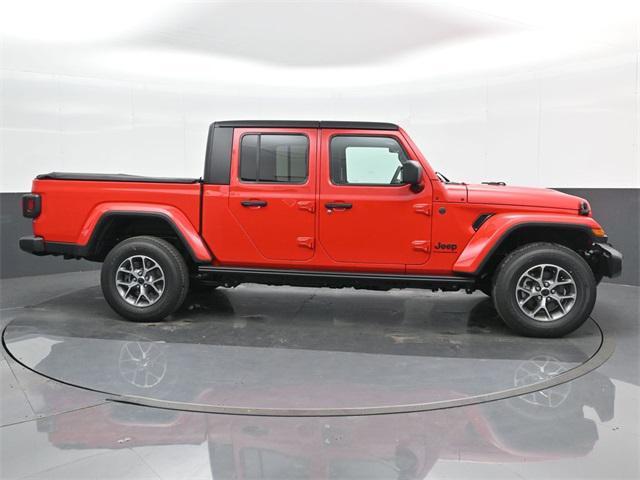 new 2024 Jeep Gladiator car, priced at $47,075