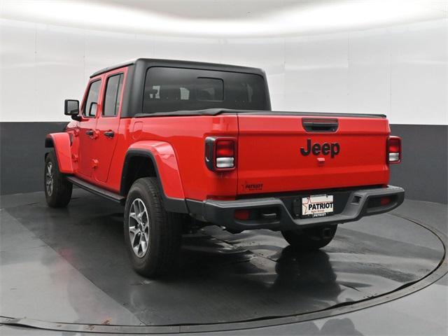new 2024 Jeep Gladiator car, priced at $50,128