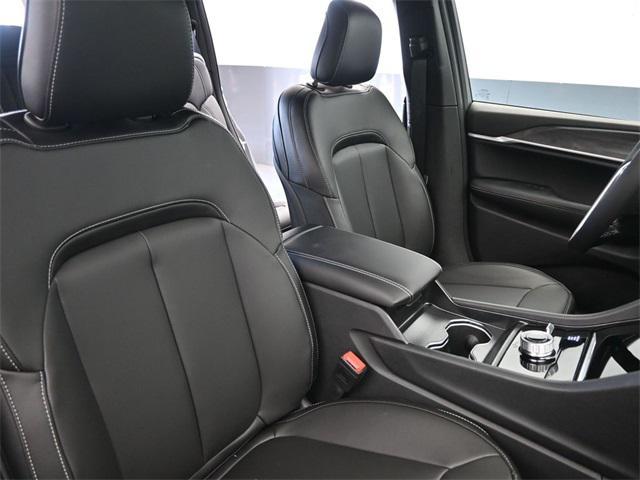 new 2025 Jeep Grand Cherokee L car, priced at $40,035
