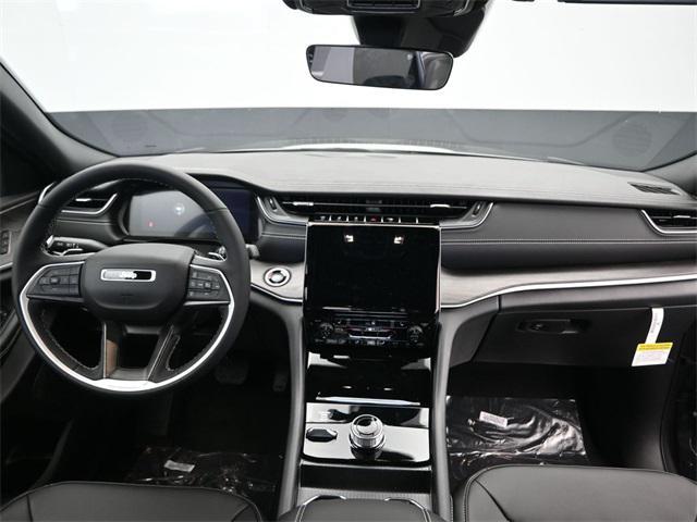 new 2025 Jeep Grand Cherokee L car, priced at $40,035