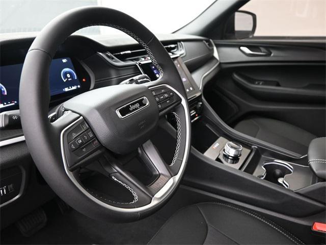new 2025 Jeep Grand Cherokee L car, priced at $32,962