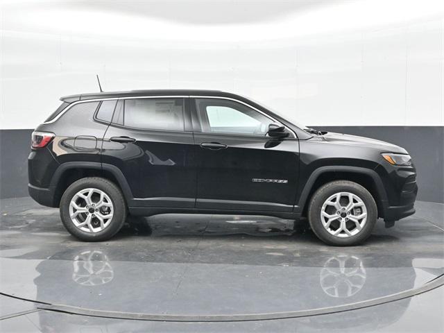 new 2025 Jeep Compass car, priced at $24,808