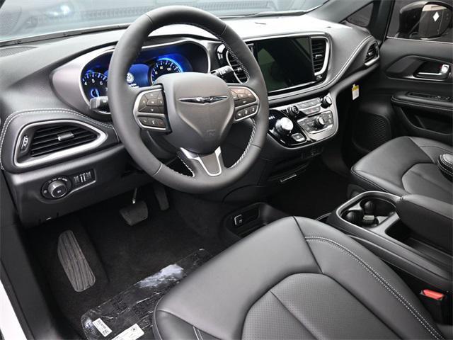 new 2026 Chrysler Pacifica car, priced at $40,014