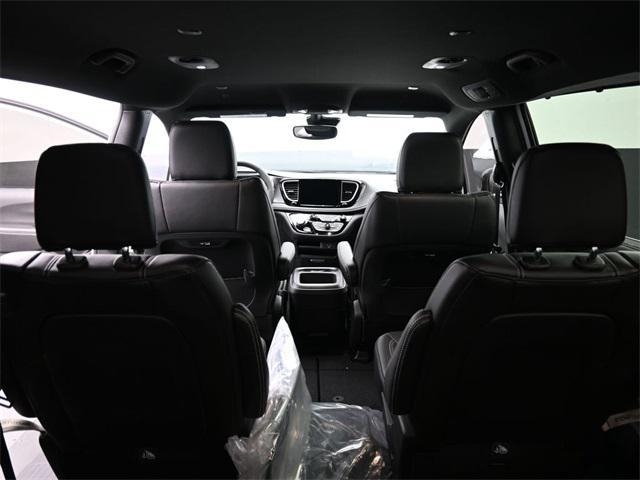 new 2026 Chrysler Pacifica car, priced at $40,014