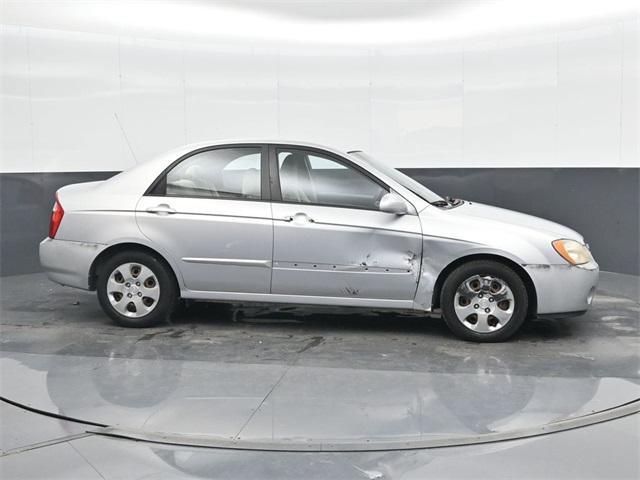 used 2006 Kia Spectra car, priced at $2,650