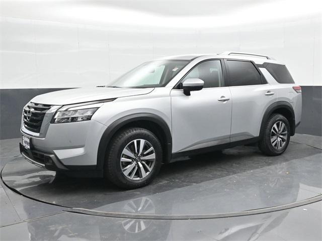 used 2022 Nissan Pathfinder car, priced at $30,000