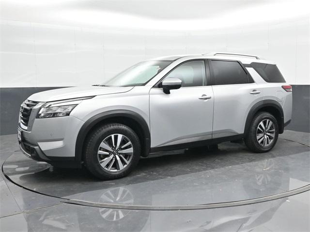 used 2022 Nissan Pathfinder car, priced at $30,000