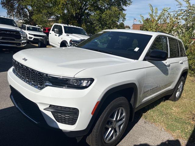 new 2025 Jeep Grand Cherokee car, priced at $36,650