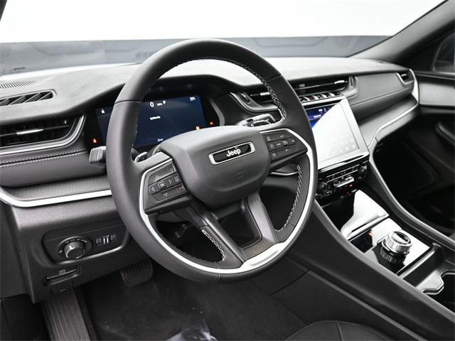 new 2025 Jeep Grand Cherokee car, priced at $37,173