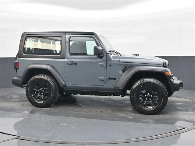 new 2025 Jeep Wrangler car, priced at $31,968