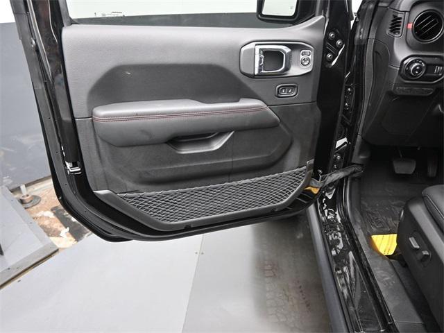new 2025 Jeep Gladiator car, priced at $48,835
