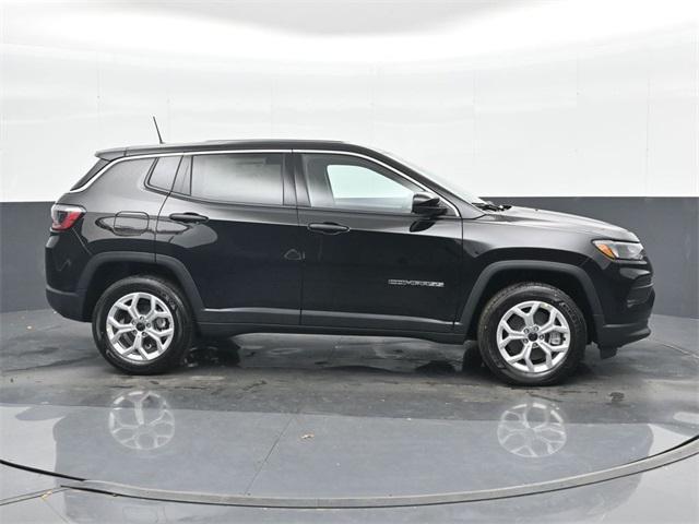 new 2025 Jeep Compass car, priced at $24,808