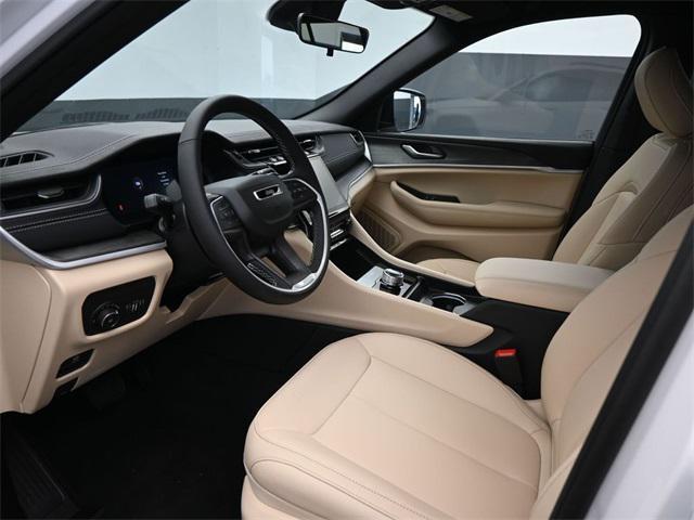 new 2025 Jeep Grand Cherokee car, priced at $36,511