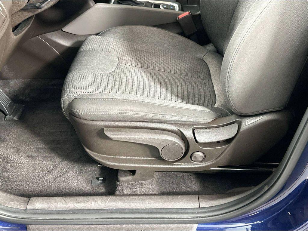 used 2020 Hyundai Santa Fe car, priced at $16,999