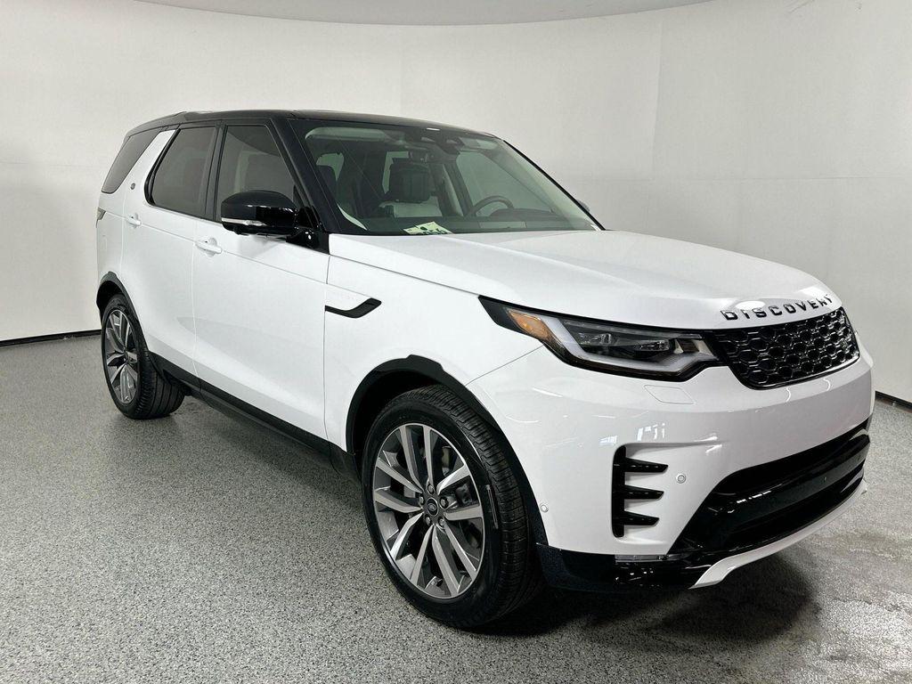 new 2025 Land Rover Discovery car, priced at $74,533