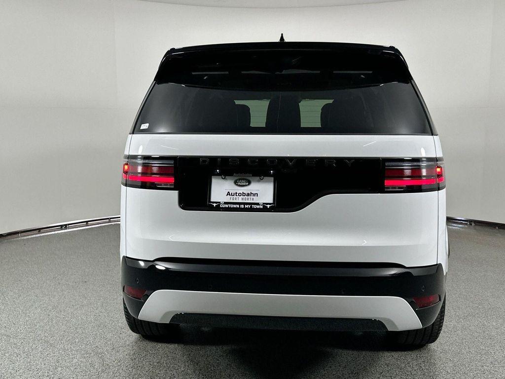 new 2025 Land Rover Discovery car, priced at $74,533