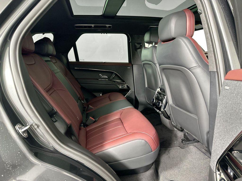 new 2025 Land Rover Range Rover Sport car, priced at $124,315