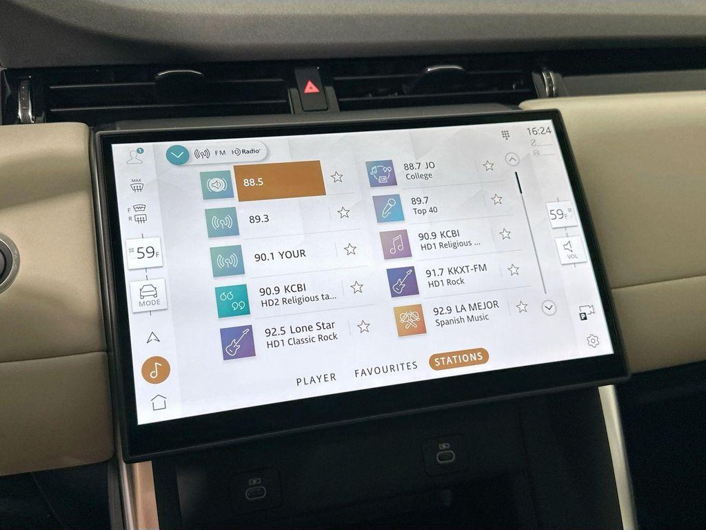 new 2025 Land Rover Discovery Sport car, priced at $55,398