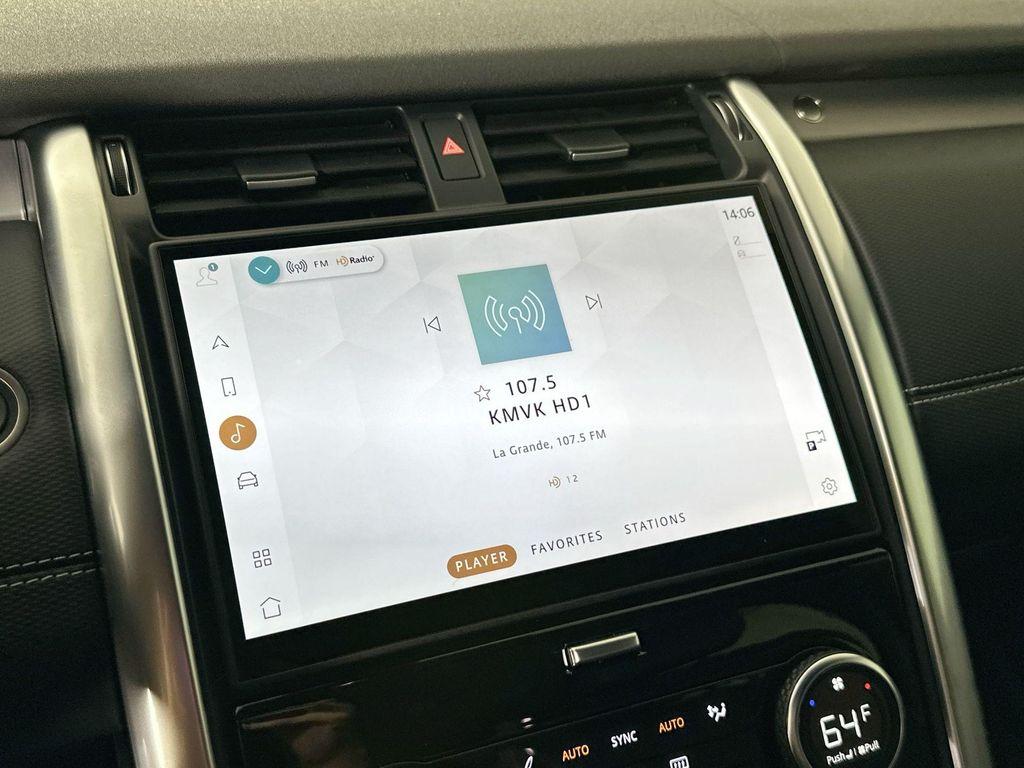 new 2025 Land Rover Discovery car, priced at $72,133