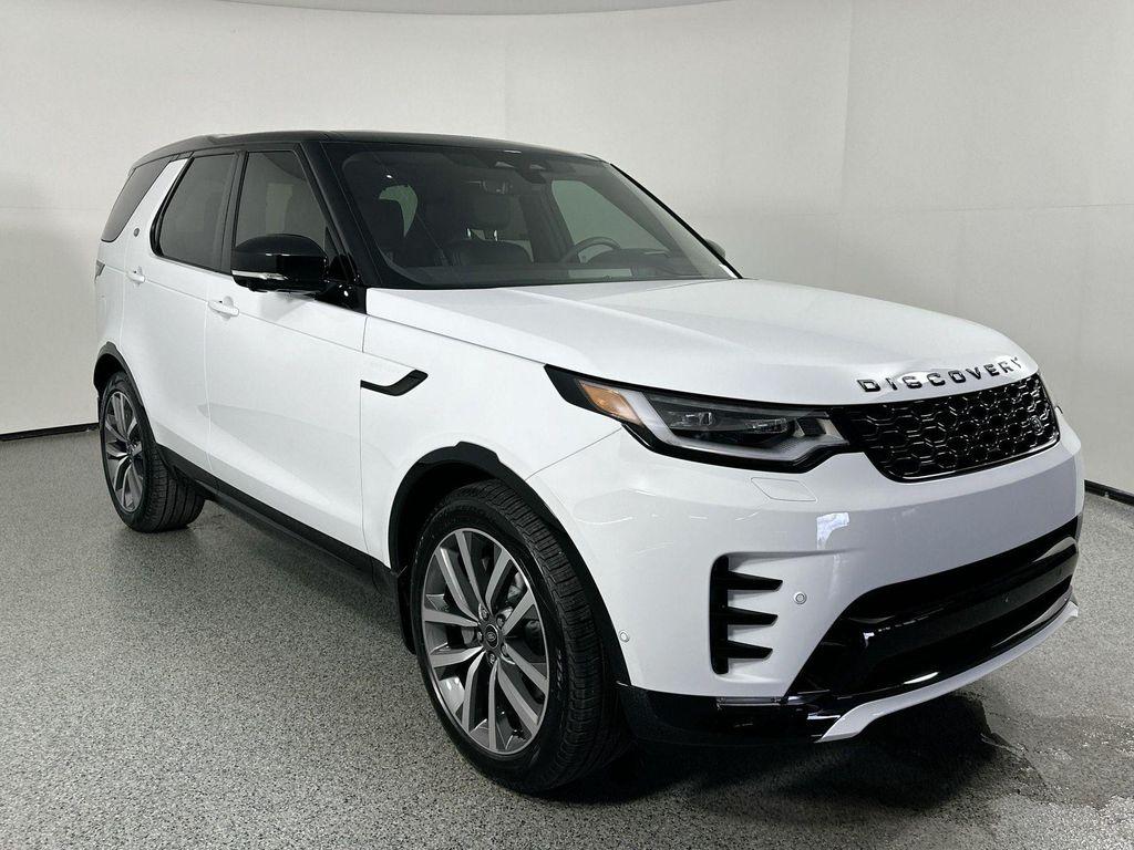 new 2025 Land Rover Discovery car, priced at $72,133