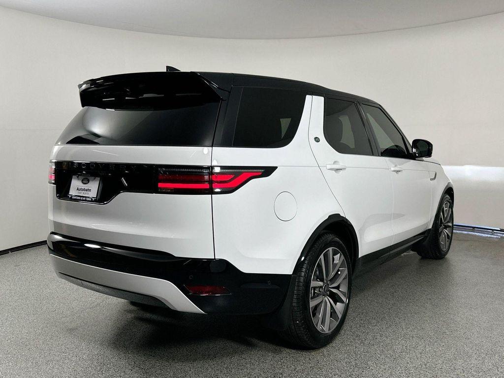 new 2025 Land Rover Discovery car, priced at $72,133