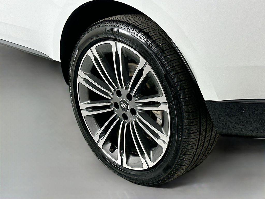 new 2025 Land Rover Range Rover car, priced at $145,595