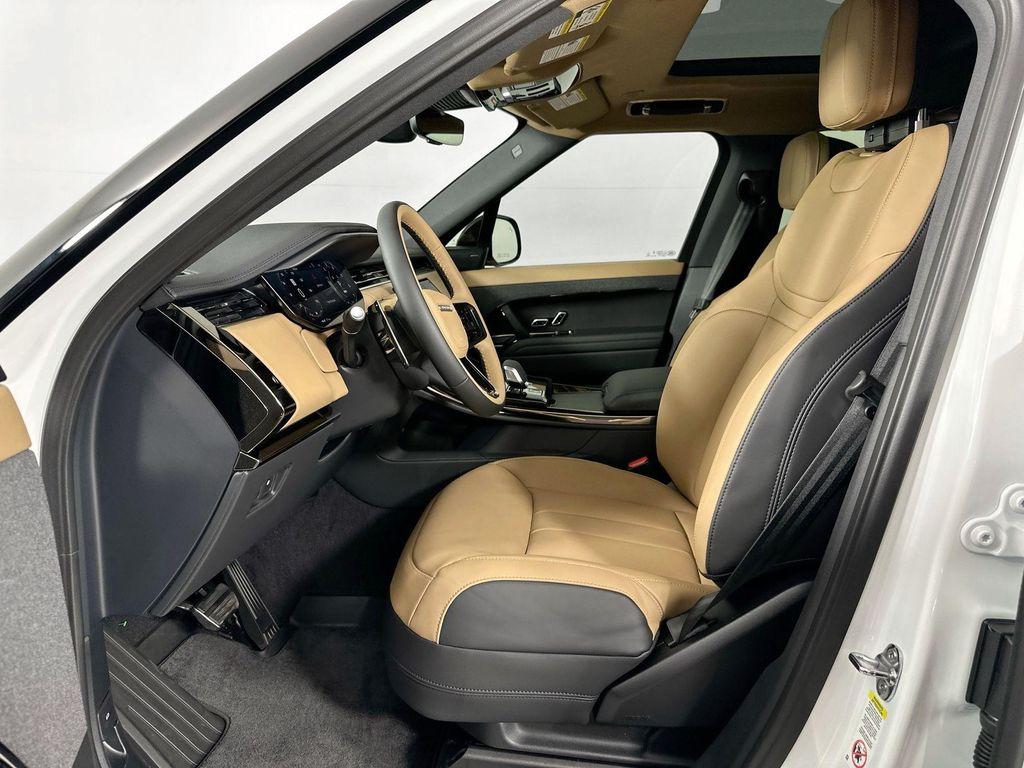 new 2025 Land Rover Range Rover Sport car, priced at $108,870